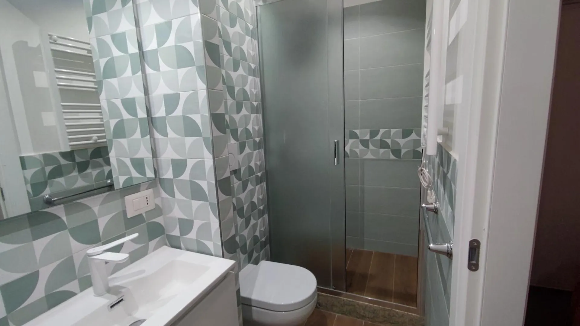 New Malu Apartment Bari 0*,  Italy
